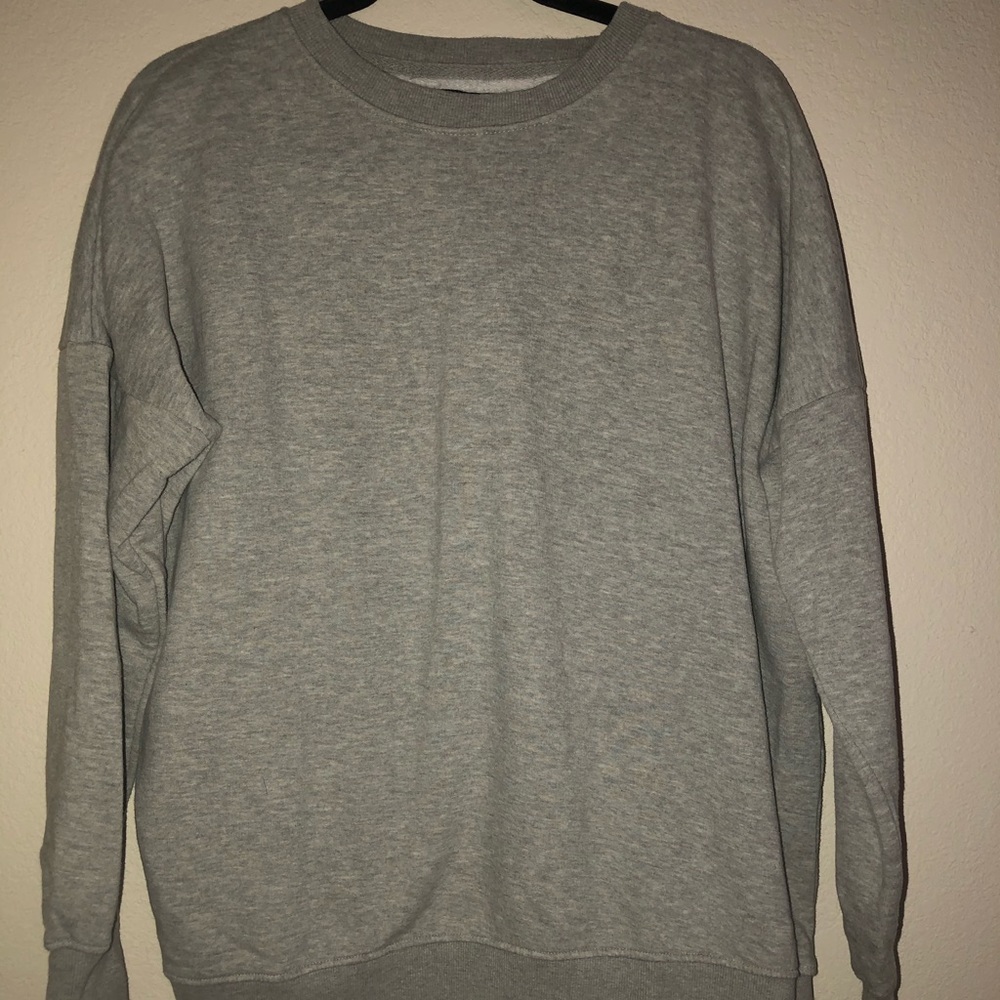 MISSGUIDED GREY CREWNECK